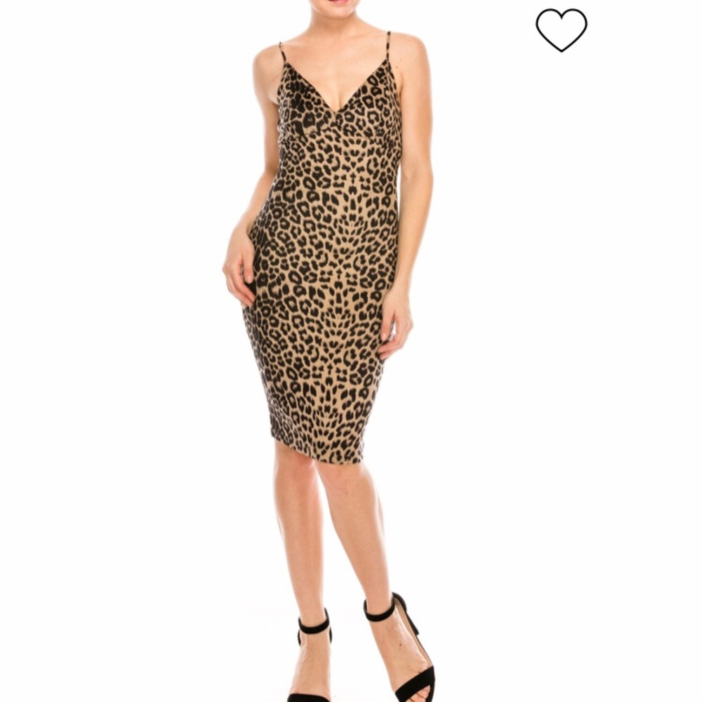 🍃🌼3/$20 LEOPARD PRINT DRESS (S)